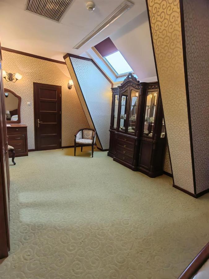 Hotel Carol Constanţa Buitenkant foto