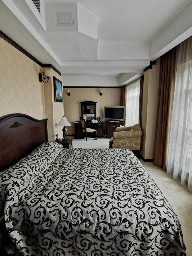 Hotel Carol Constanţa Buitenkant foto