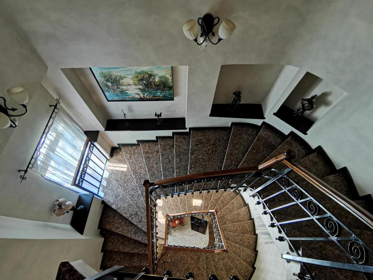 Hotel Carol Constanţa Buitenkant foto