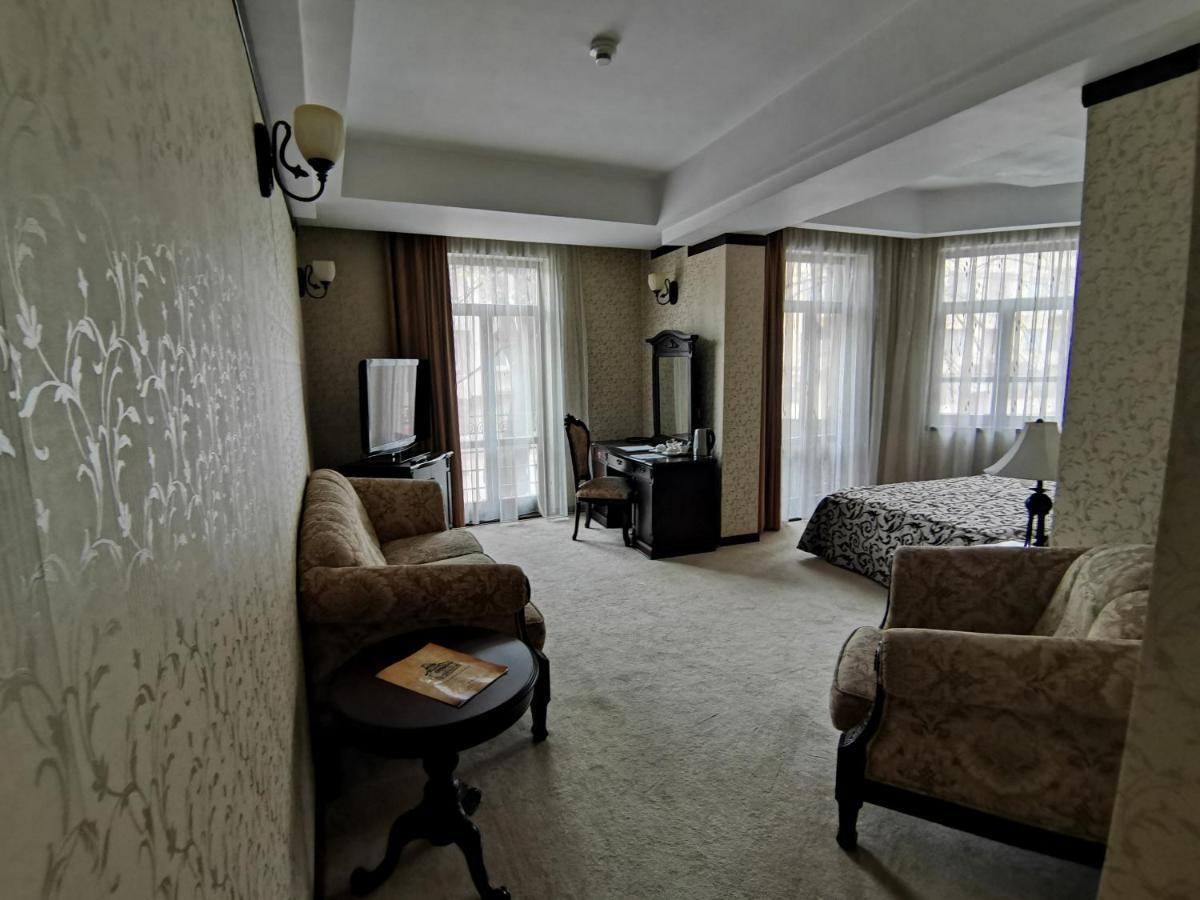 Hotel Carol Constanţa Buitenkant foto