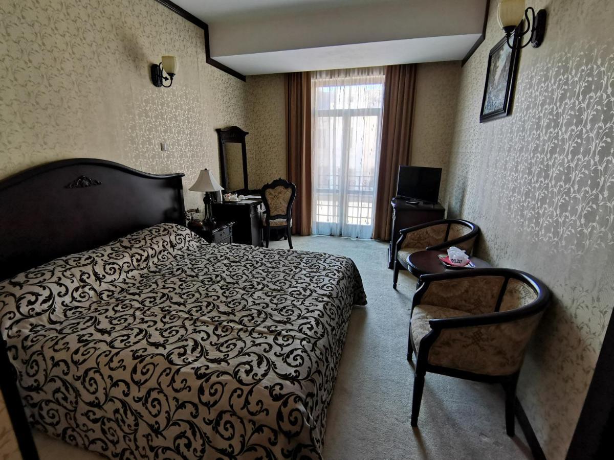 Hotel Carol Constanţa Buitenkant foto